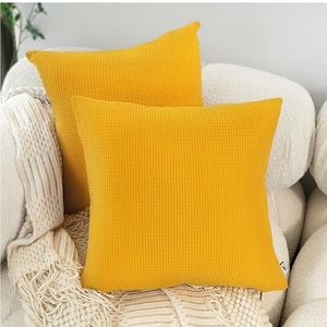 NWT Corduroy Yellow Corn Pattern Throw Pillow Covers 18”x18”